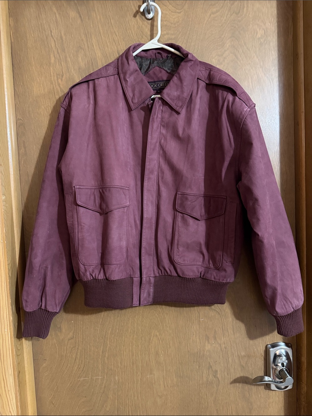 Women’s Vintage-Style Leather Bomber Jacket in Burgundy